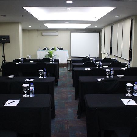 Sahid Mutiara Karawaci Hotel Tangerang Ngoại thất bức ảnh
