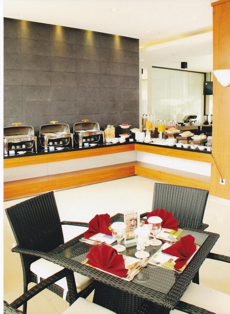 Sahid Mutiara Karawaci Hotel Tangerang Ngoại thất bức ảnh