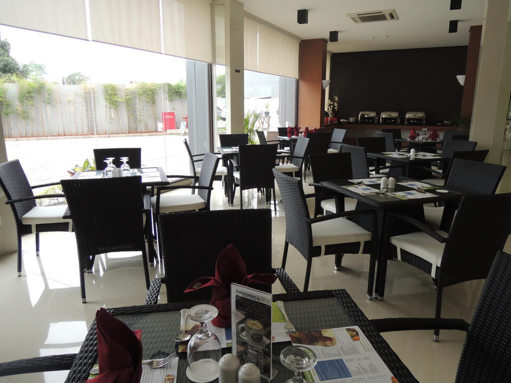 Sahid Mutiara Karawaci Hotel Tangerang Ngoại thất bức ảnh